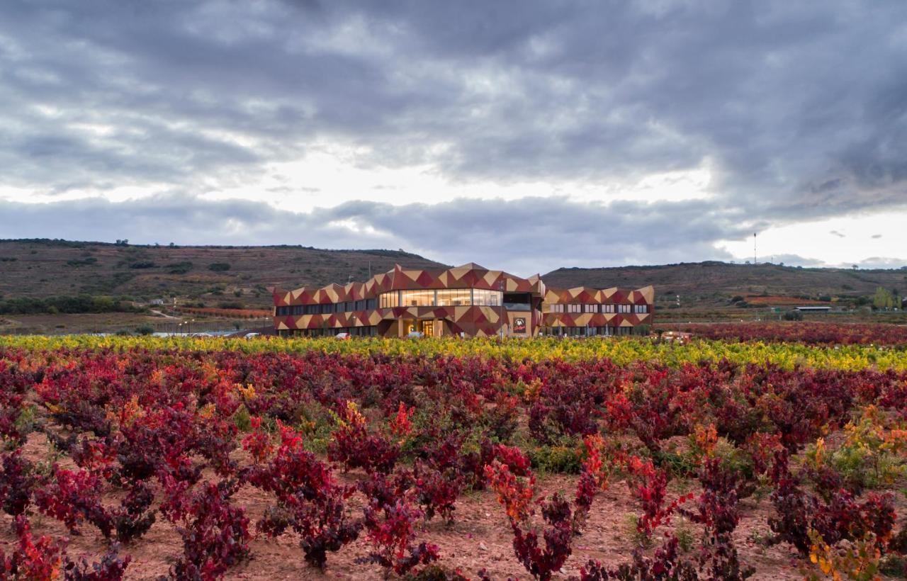 Hotel-Bodega FyA by Carlos Bujanda Piérola Navarrete Exterior foto